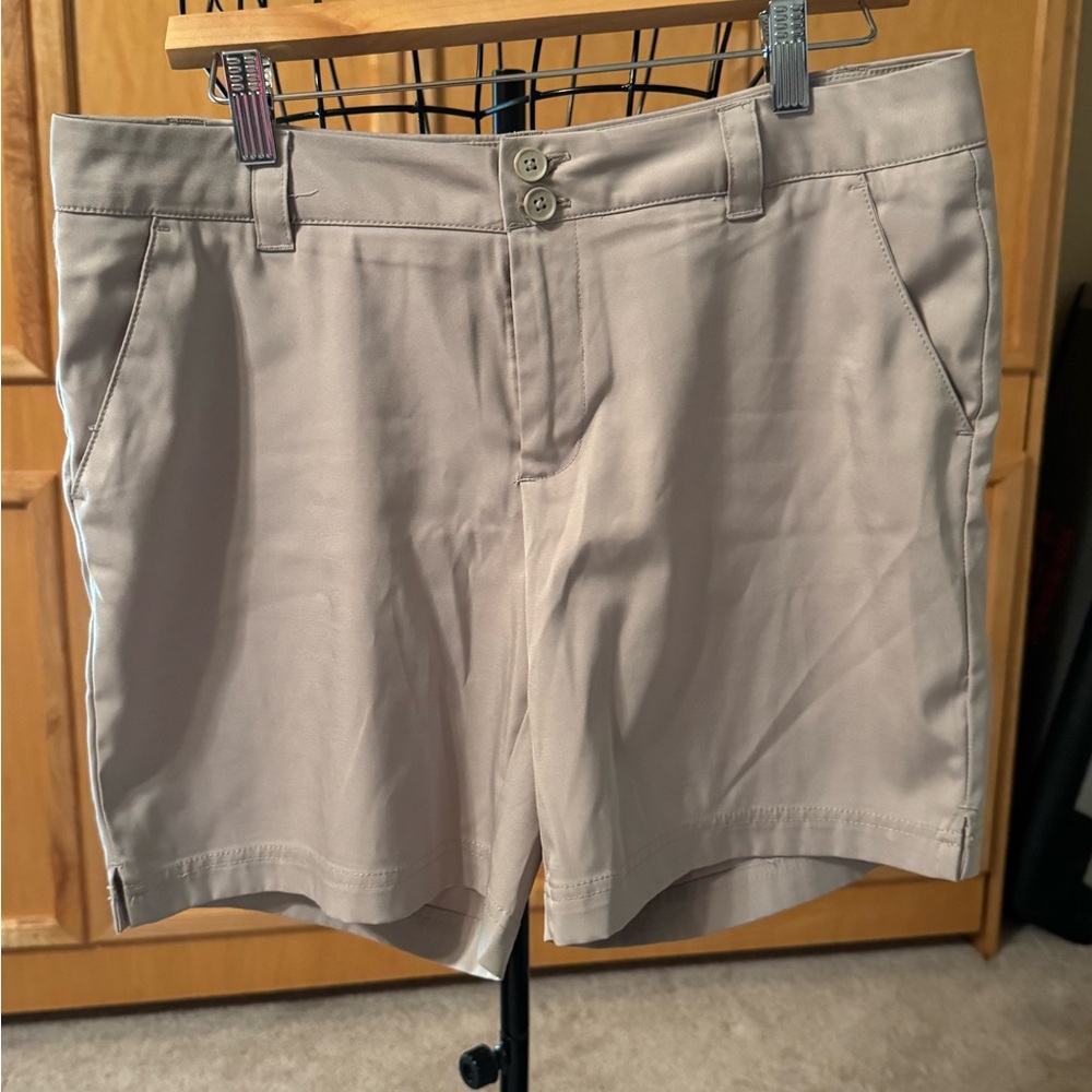Classic Tan Women's Shorts